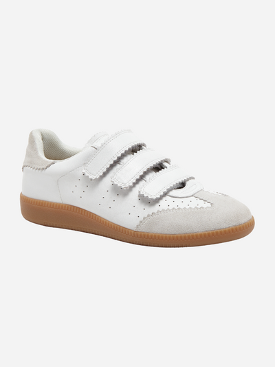 white trainer sneakers for women